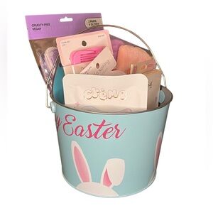 The Crème Shop Easter basket tin Cosmetic 7 piece Self-Care Gift Set NIP